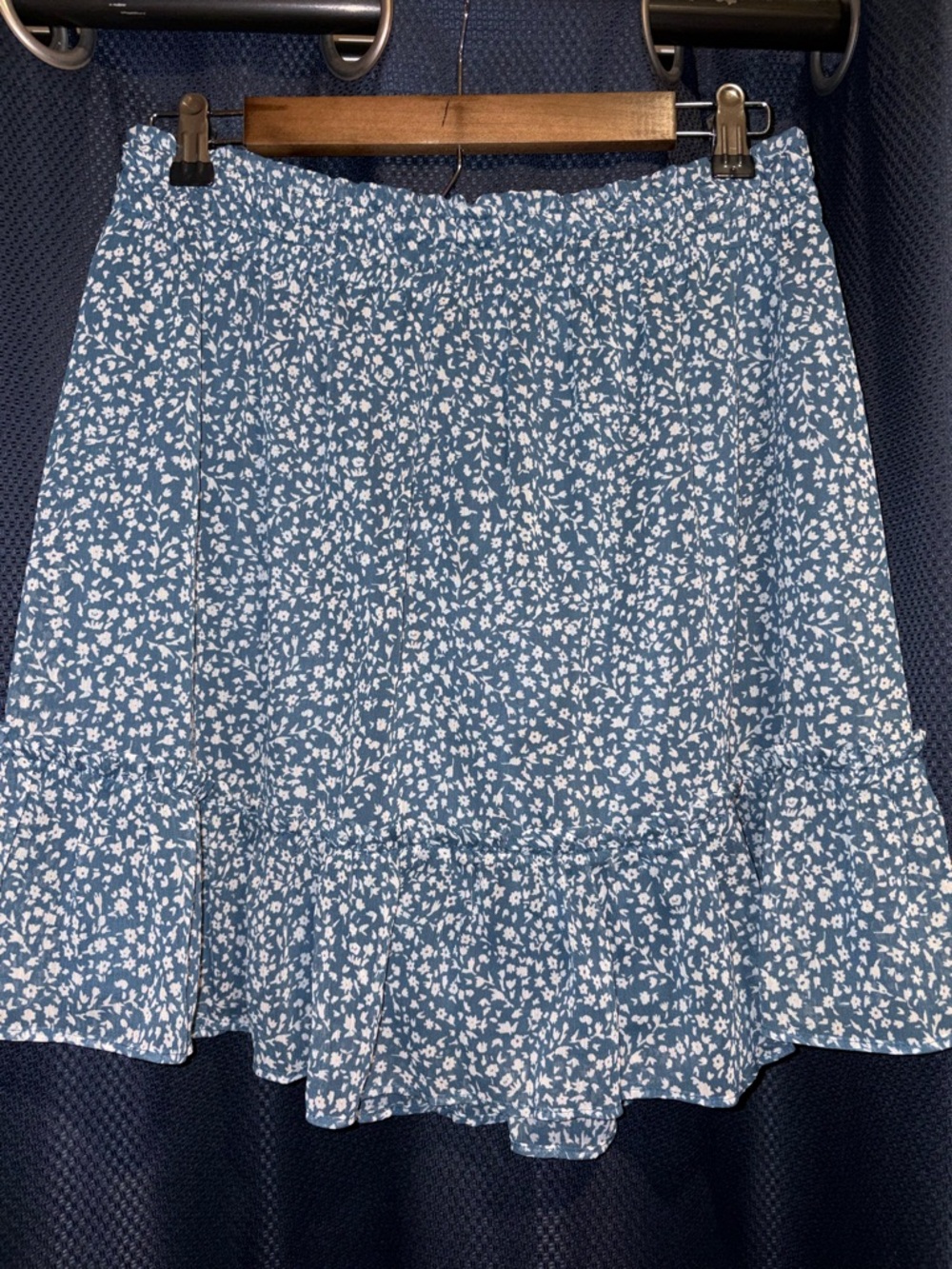 LC Lauren Conrad Soft Blue & White Floral Short Skirt with Ruffle Hem